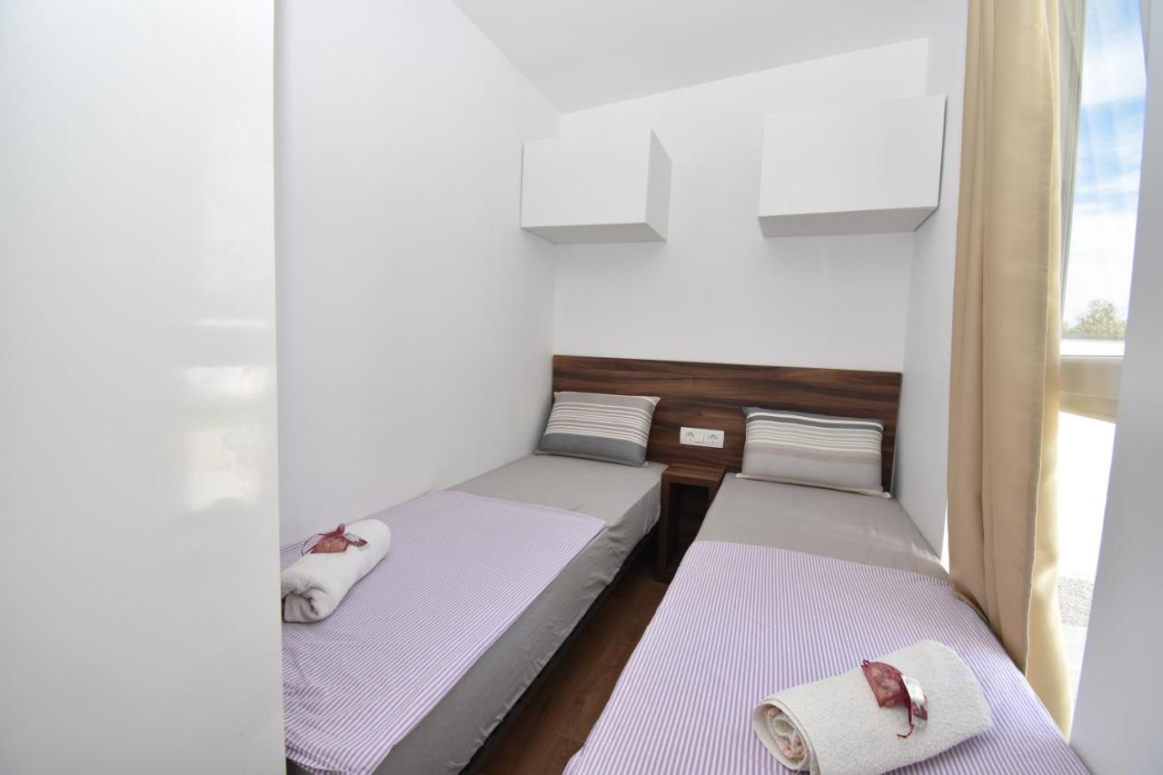 Resort Renjeland Szybenik Zewnętrze zdjęcie